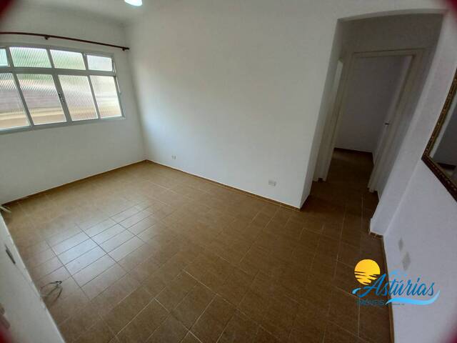 #T21932 - Apartamento para Venda em Guarujá - SP